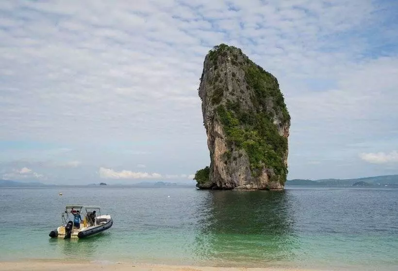 هتل Grandmom Place