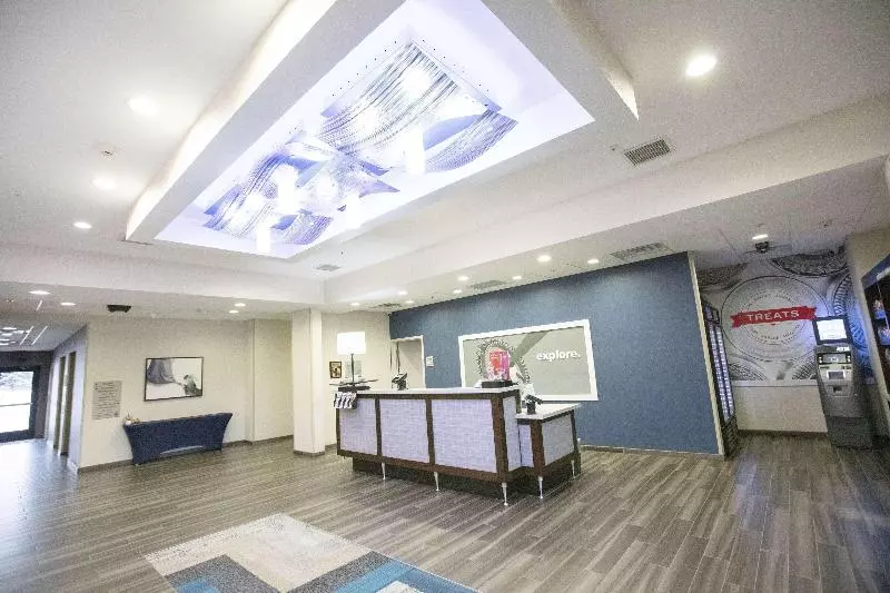 Отель Hampton Inn Toledo/oregon