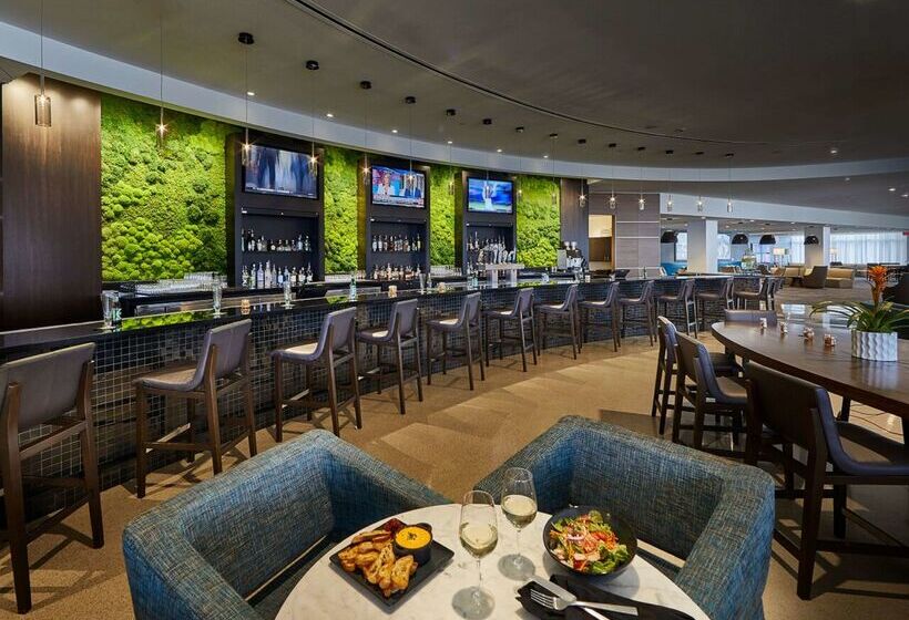 ホテル Hilton Cleveland Downtown