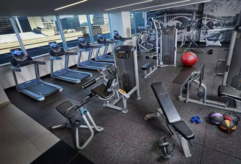 호텔 Hilton Cleveland Downtown