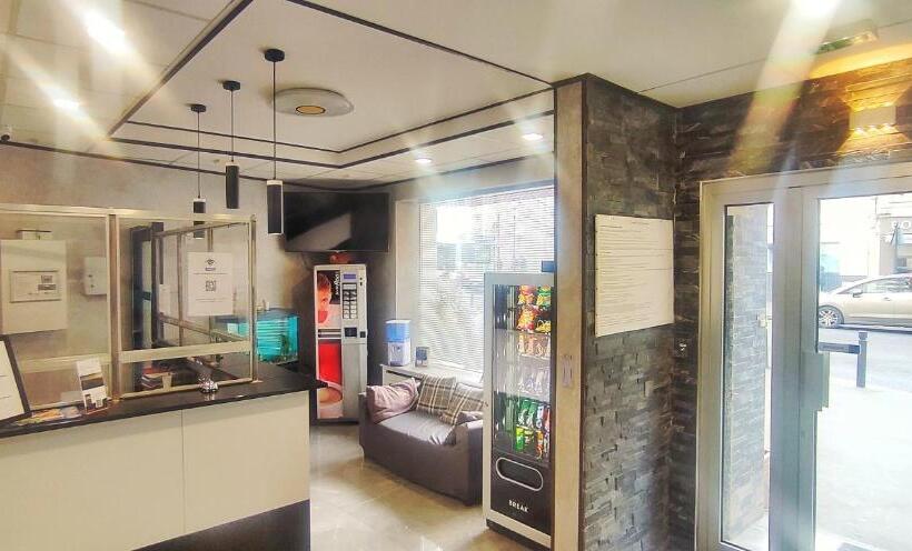 酒店 Hôtel Moderne