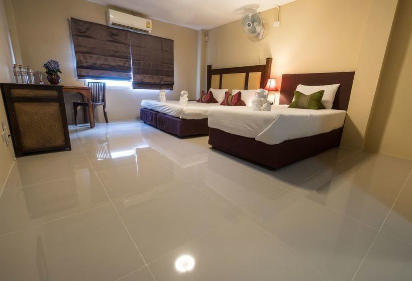 בית מלון כפרי Kamala's Guesthouse