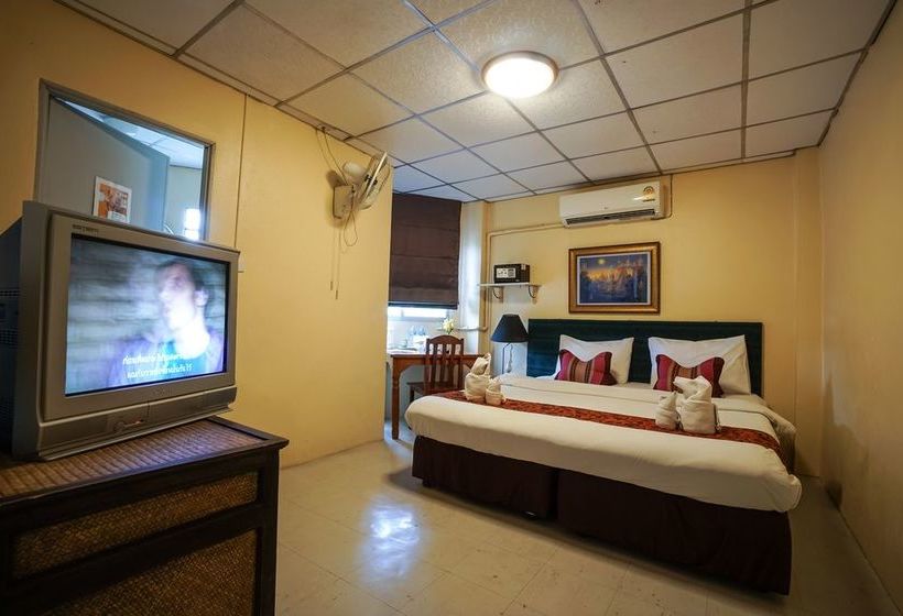 בית מלון כפרי Kamala's Guesthouse