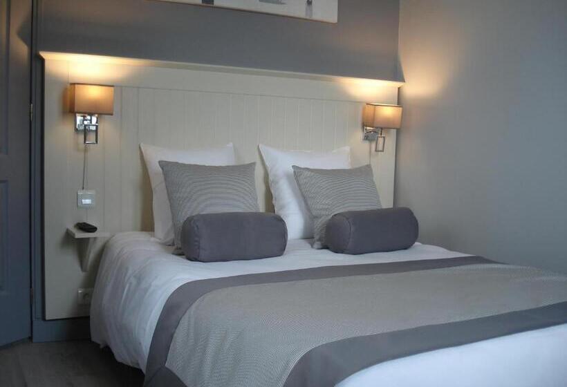 Отель Les Embruns