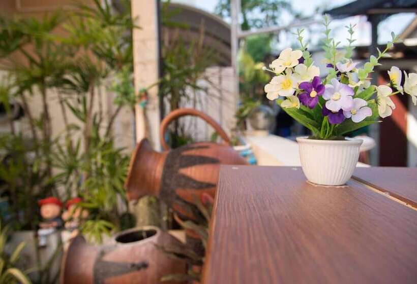 Hotel Lotus Suite Hua Hin