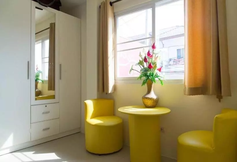 酒店 Lotus Suite Hua Hin