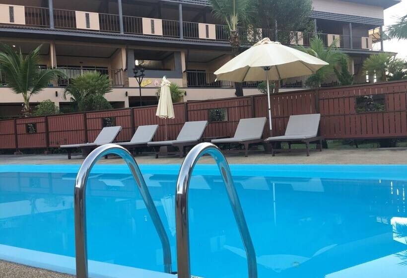 ホテル Maleedee Bay Resort