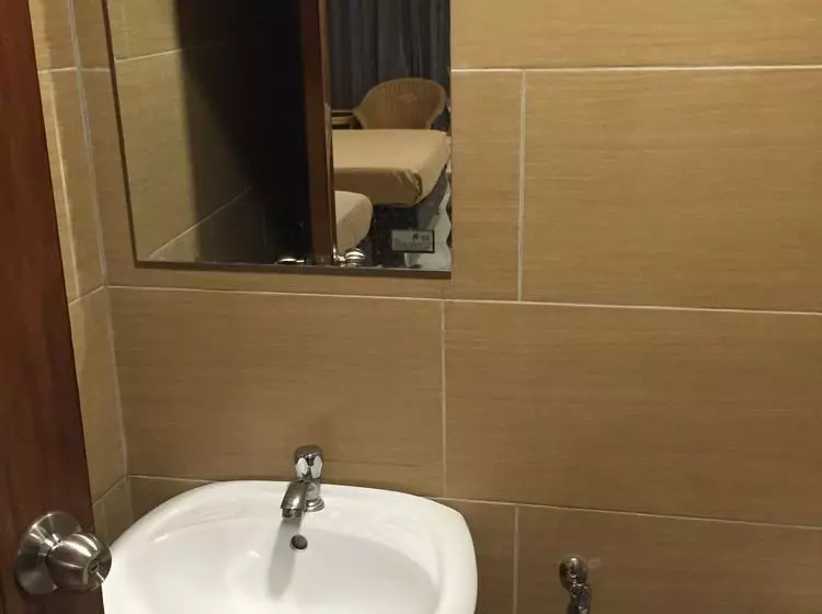 Hotel Mali-mali Beach Resort