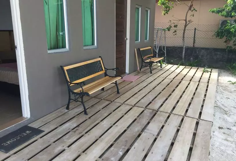 Hotel Mali-mali Beach Resort