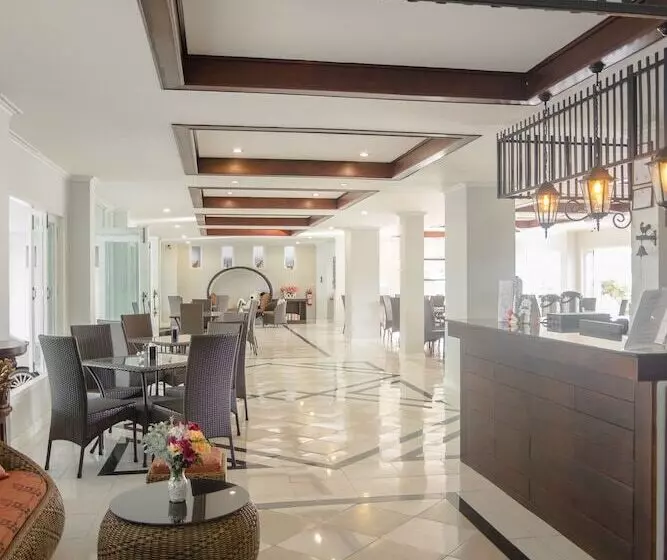 ホテル Morning Dew Lodge