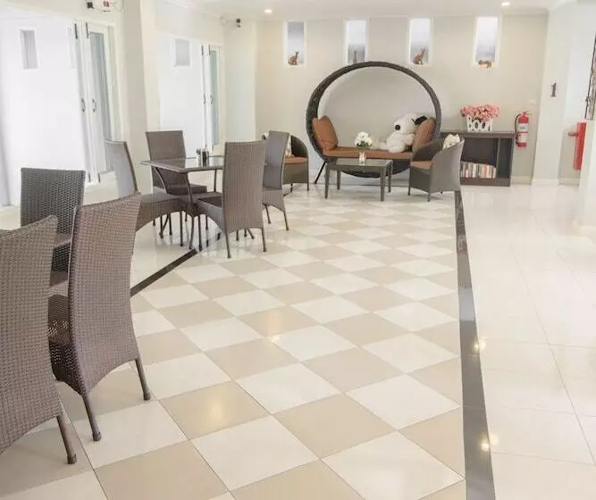 ホテル Morning Dew Lodge