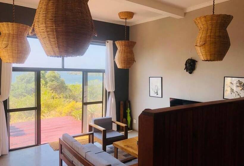 בית מלון כפרי Naara Ecolodge & Spa