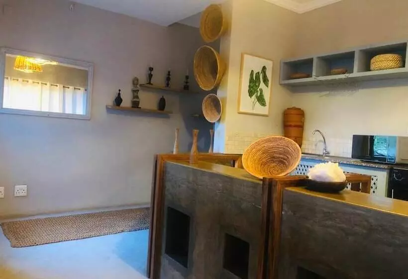 Hotel Naara Ecolodge & Spa