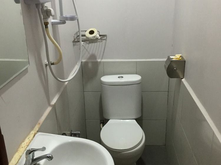 فندق Peach Blossom Village I