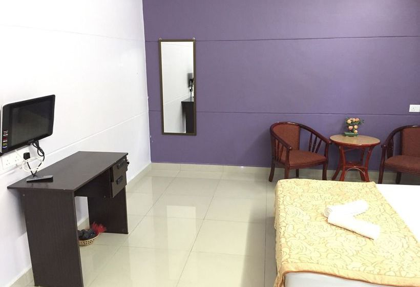 فندق Peach Blossom Village I