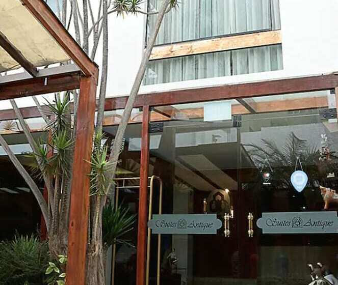 ホテル Suites Antique Apart