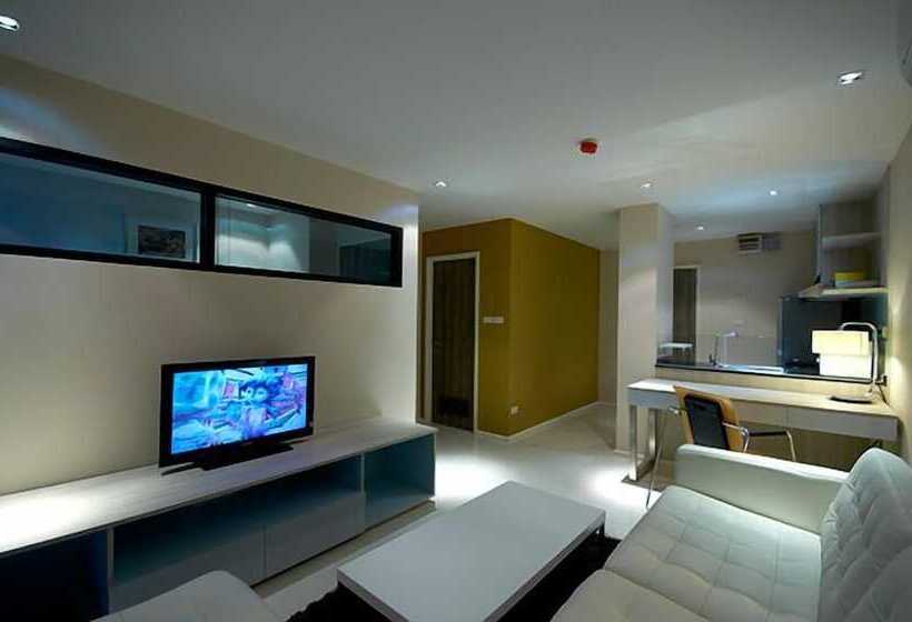 Отель The Present Sathorn