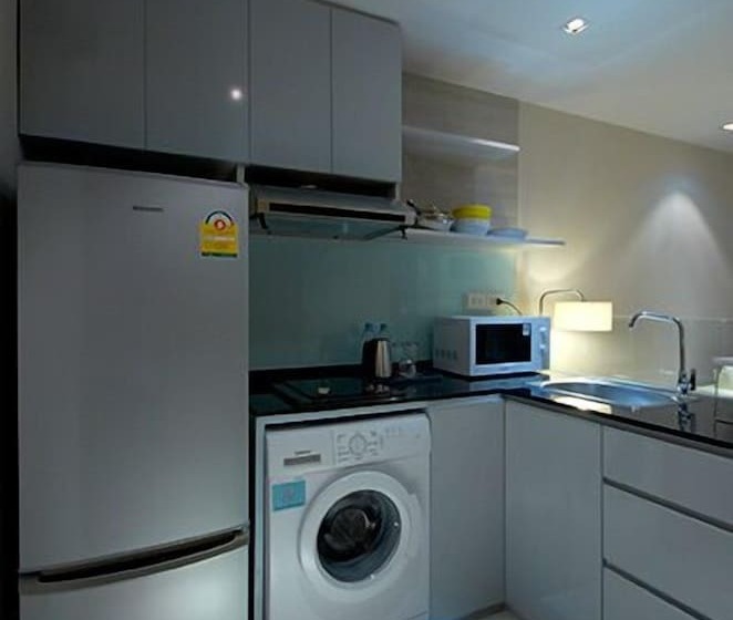 Отель The Present Sathorn