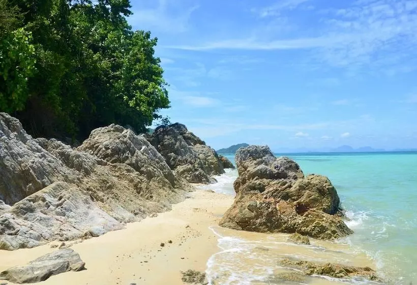 Sibaja Palms Sunset Beach Luxury Villa