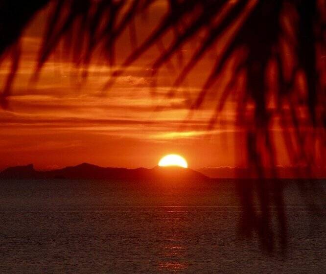 Sibaja Palms Sunset Beach Luxury Villa