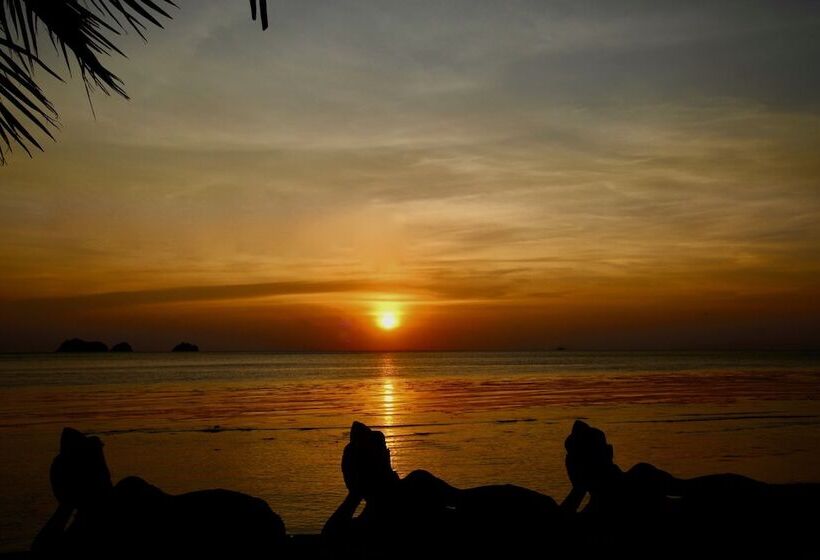 Sibaja Palms Sunset Beach Luxury Villa