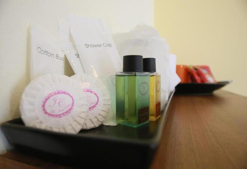 The Icon Place At Nurn Plub Wan