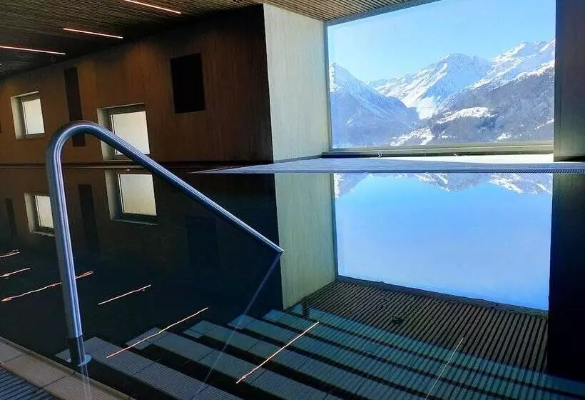 Grand Hotel Du Cervin   Auberge De Jeunesse Et Spa