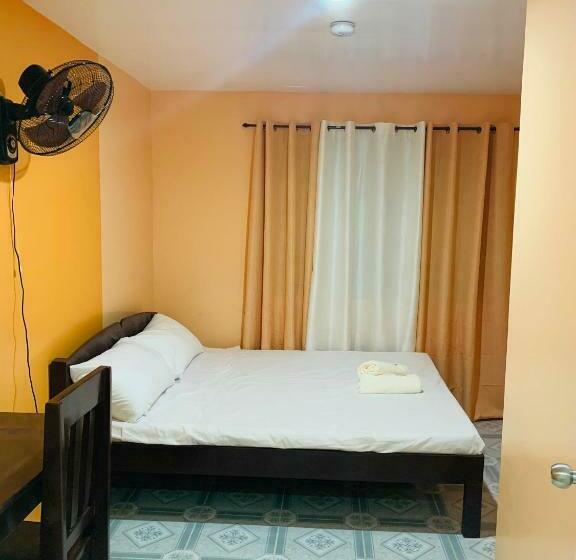 فندق صغير Jrjj Apartelle