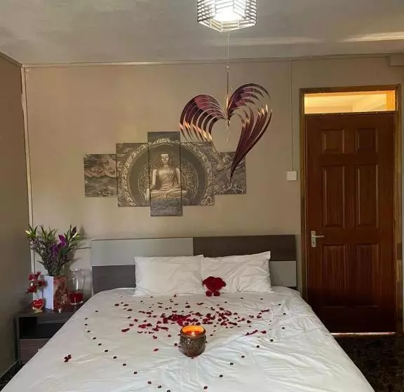 تختخواب و صبحانه Riambel Paradise Inn Private Apartment
