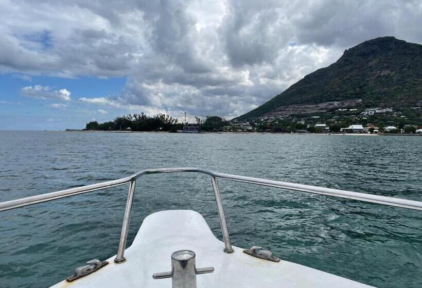 تختخواب و صبحانه Riambel Paradise Inn Private Apartment