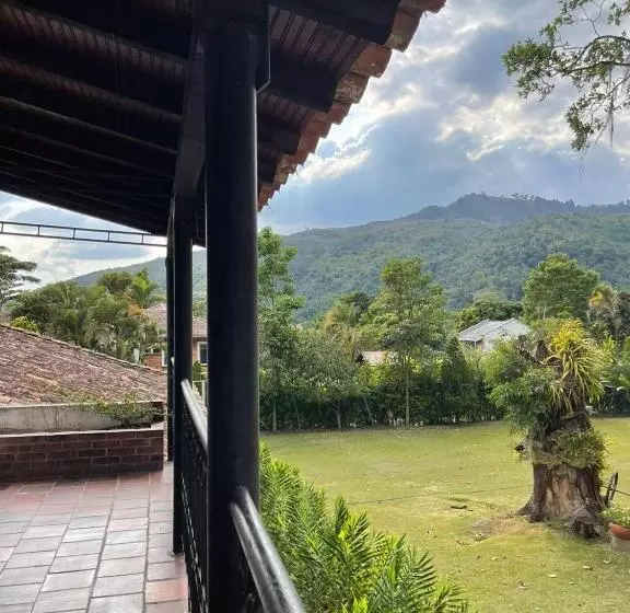 Hotelli Casa Blanca Campestre