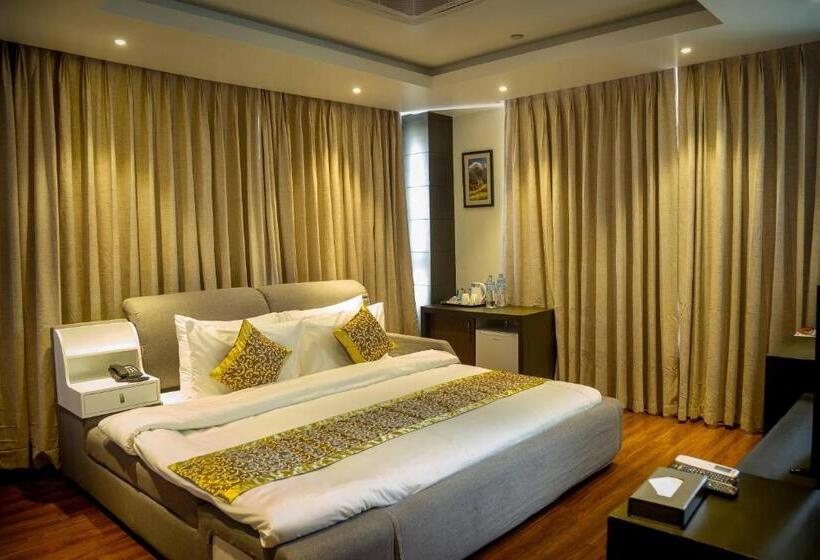 هتل The Kingsbury