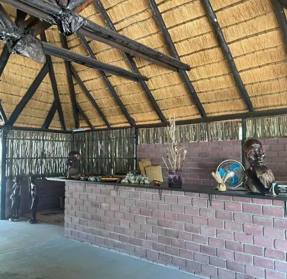 هتل White Sands Lodge