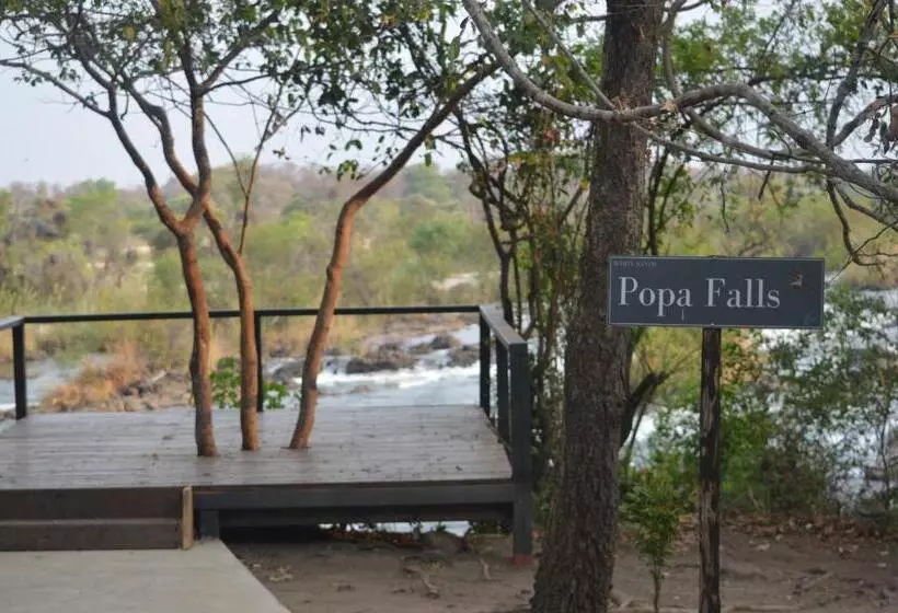 هتل White Sands Lodge