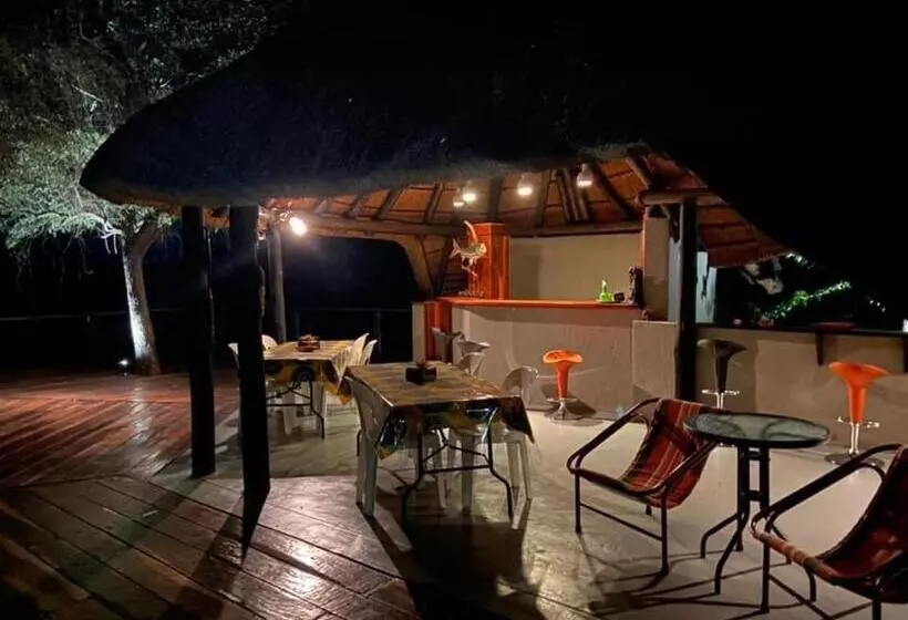 هتل White Sands Lodge