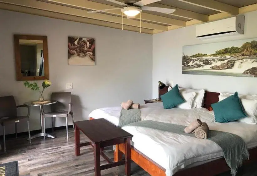 هتل White Sands Lodge