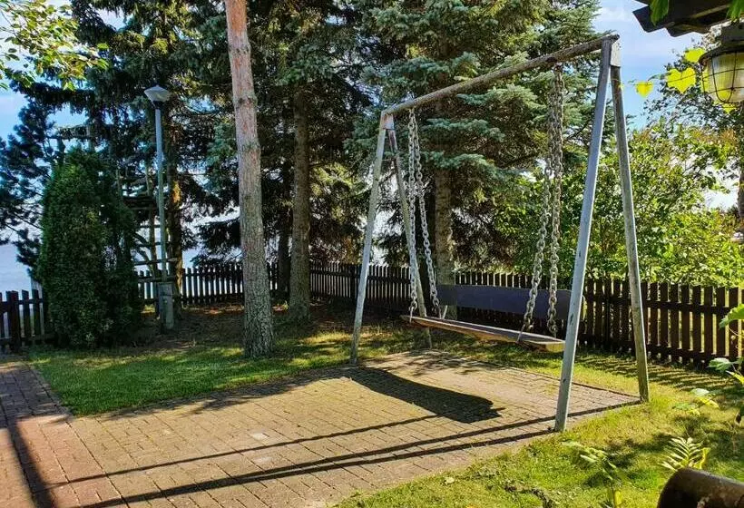 پانسیون Waterfront Villa Artvė With Sauna   Self Check In