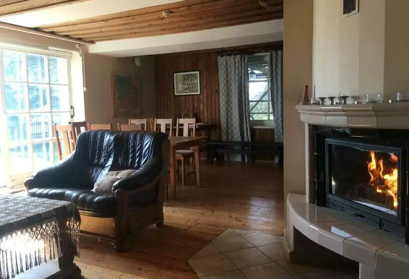 پانسیون Waterfront Villa Artvė With Sauna   Self Check In