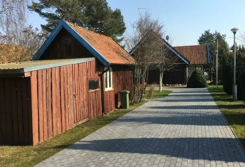 پانسیون Waterfront Villa Artvė With Sauna   Self Check In