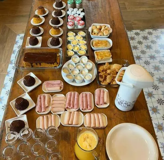 Retkeilymaja Pousada Fiori