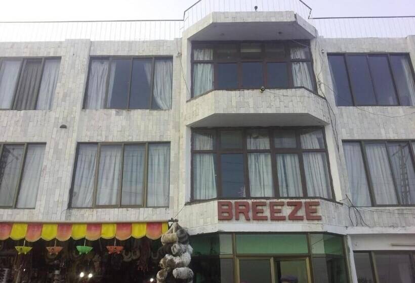 Breeze Hotel Murree
