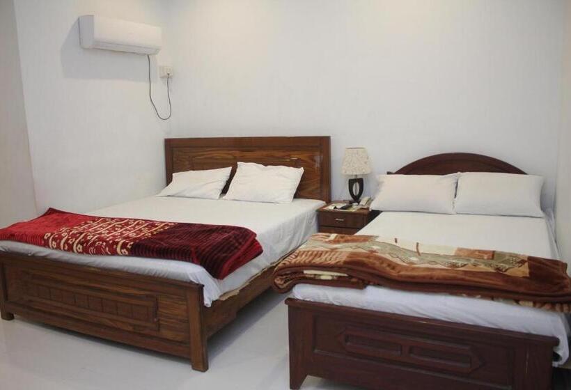 هتل Pakistan Club Inn