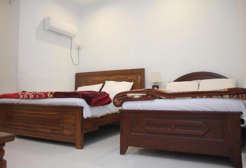 هتل Pakistan Club Inn