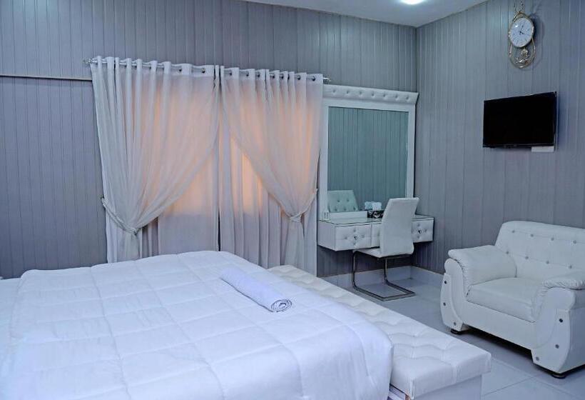 هتل Pakistan Club Inn