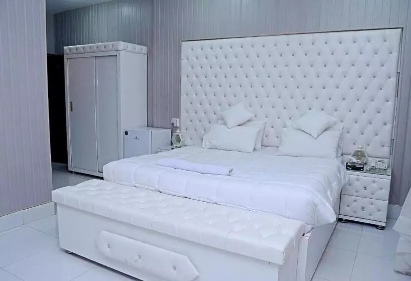 هتل Pakistan Club Inn