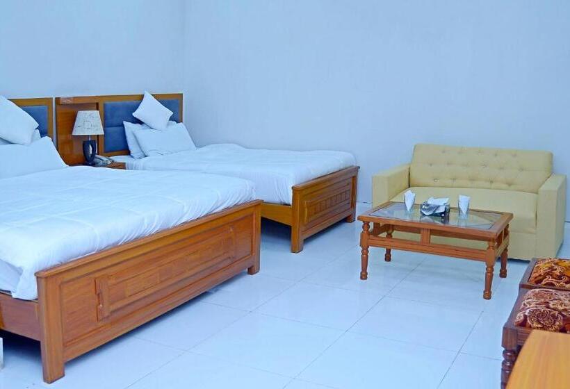 هتل Pakistan Club Inn