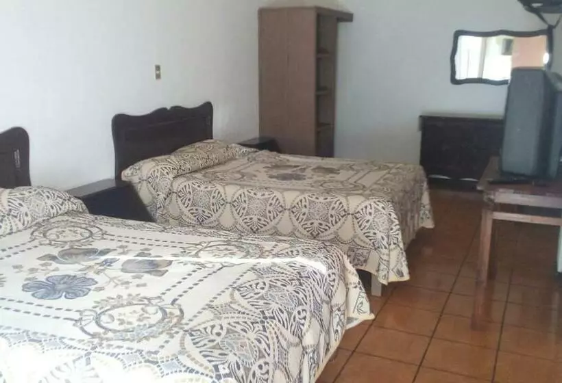 Retkeilymaja Casa Celia