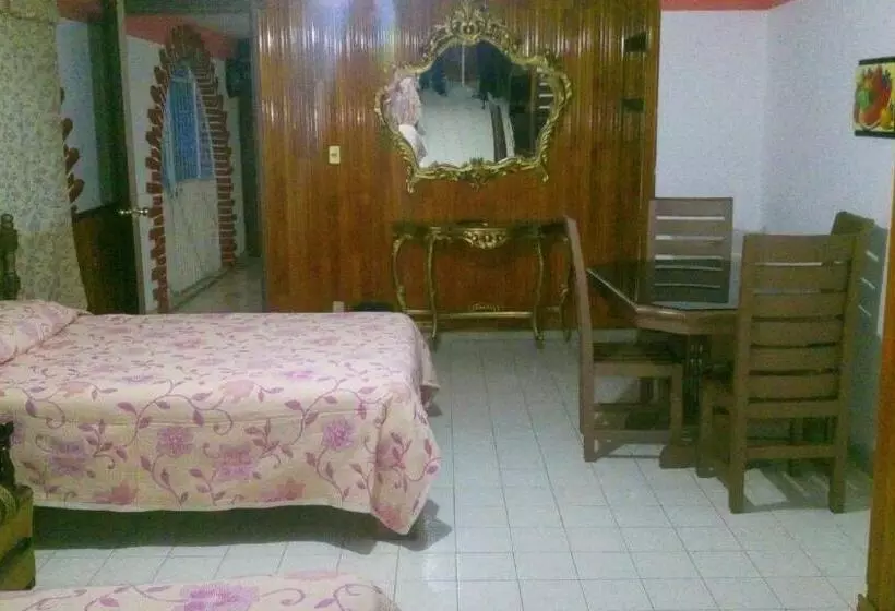 Retkeilymaja Casa Celia