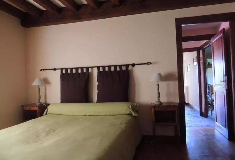 Aamiaismajoitus (B&B) Chambres D Hôtes La Colinière