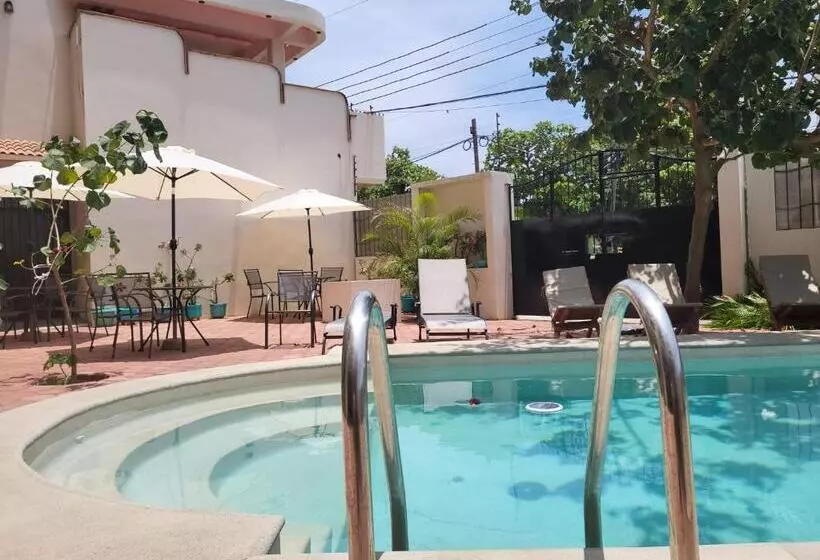 Hotelli Casa Puerto Bonito & Private Coworking